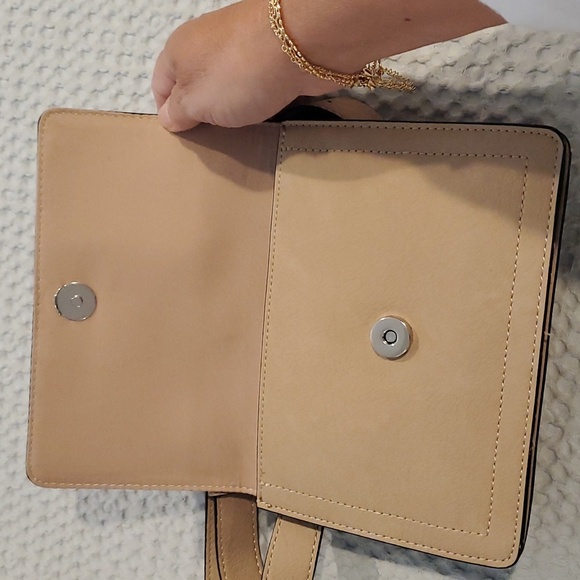 NWT Express Tan Waist Fanny Pack  Bag / Vegan Leather (#13) - Picture 2 of 8